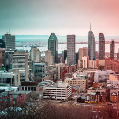 consultant-seo-montreal-quebec Image de montreal avec consultant seo referencement naturel